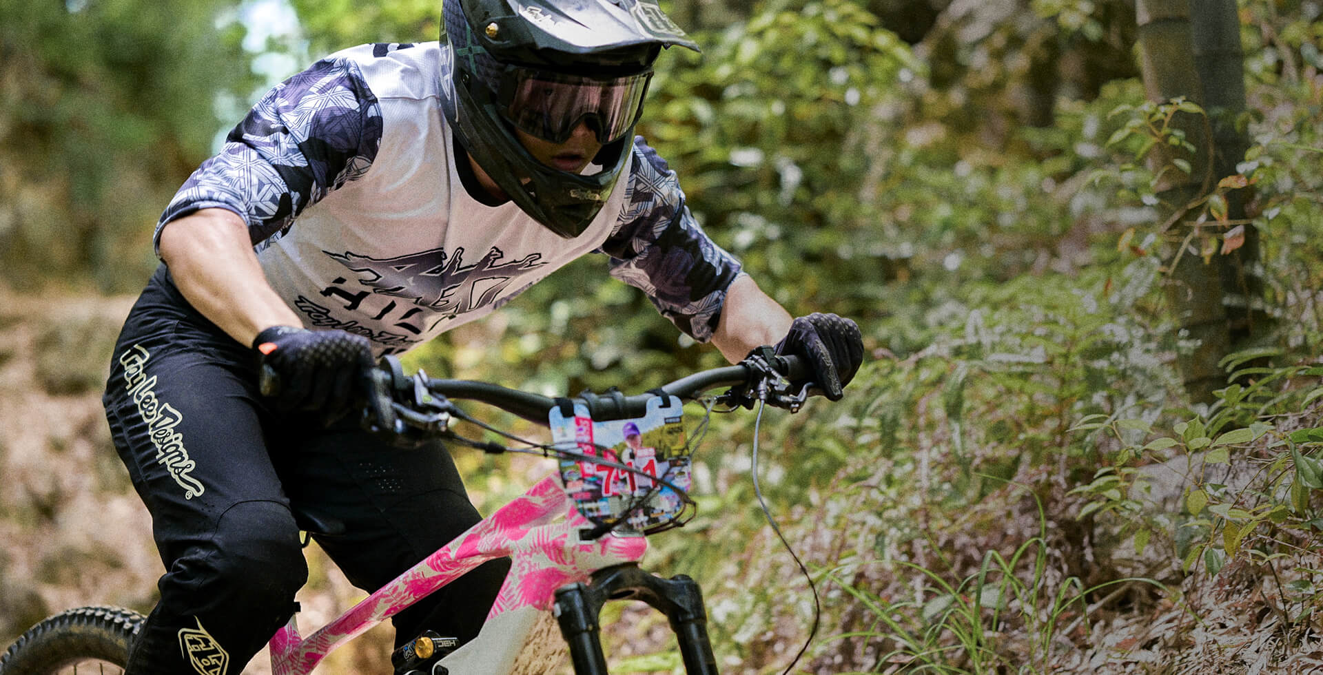 MARKHOR-HOME-BANNER1-3-1